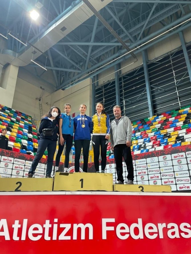 Atletizmde Kayseri Tohm Rüzgarı