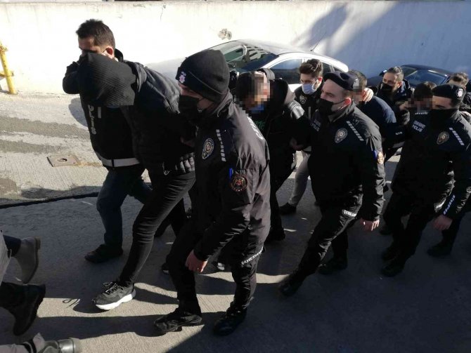 Şafak Mahmutyazıcıoğlu Cinayeti Soruşturması: 17 Şüpheli Adliyeye Sevk Edildi