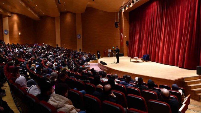 Serdar Tuncer, Kestel’de Sevenleriyle Buluştu