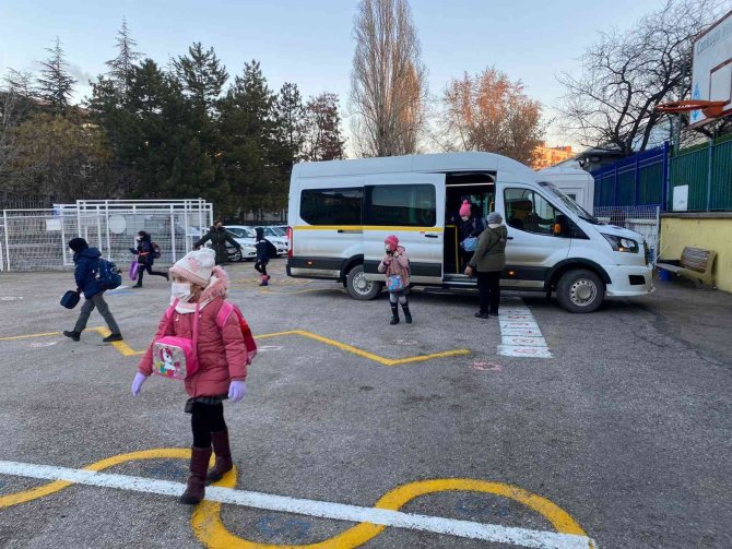 2021-2022 Eğitim Öğretim Yılının İkinci Döneminin İlk Ders Zili Çaldı