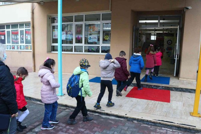 Tekirdağ’da Öğrenciler Ders Başı Yaptı