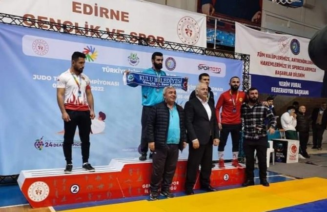 Dereceye Giren Güreş Takımından Başkan Uzun’a Ziyaret