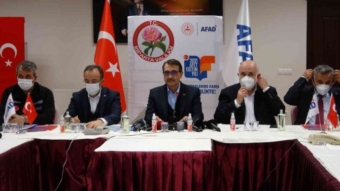 Bakan Dönmez: "Kendi Saflarını Sıklaştırmaya Çalışanlar Ucuz Siyaset Yaptılar, Biz Gerçekleri Paylaştık"