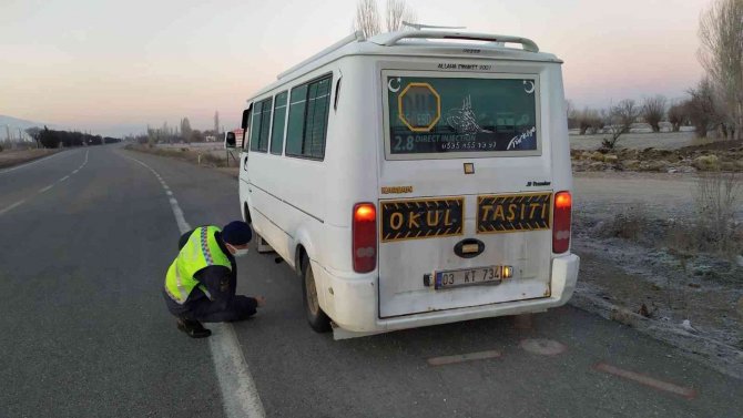 Jandarma Ekipleri Okul Servis Araçlarına Yönelik Denetim Yaptı