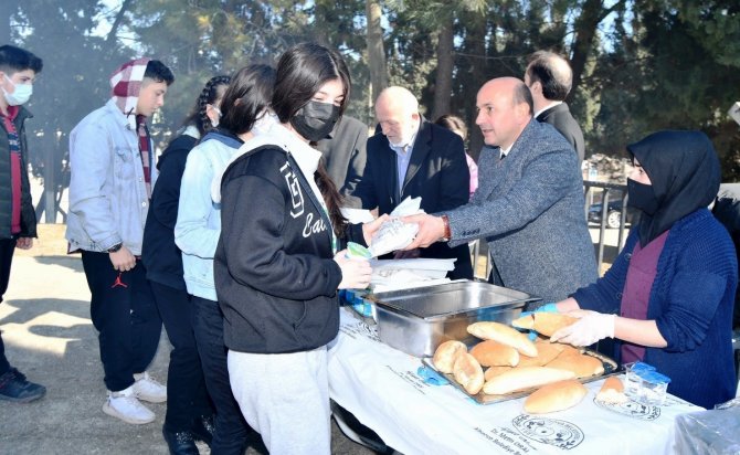 Öğrencilerle Sucuk Ekmekli Buluşma