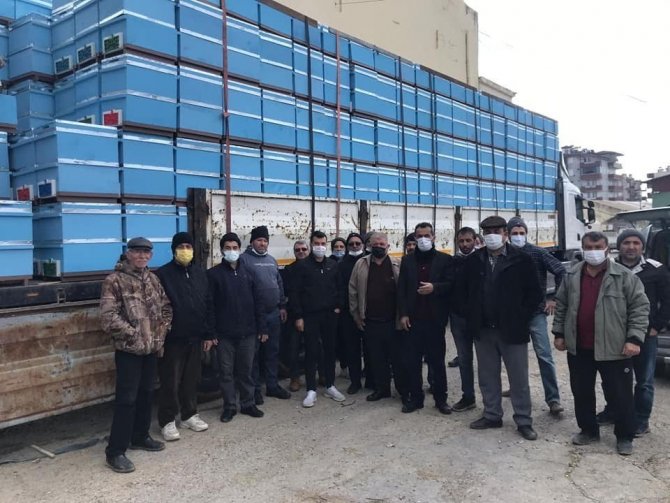 Manavgat Yangınında Etkilenen Arıcılara 2 Bin 195 Kovan Dağıtımı Yapıldı.