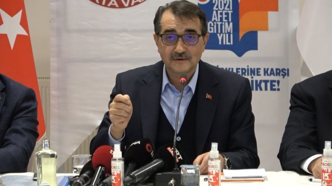 Bakan Dönmez: “Isparta’da Faturaların Tahsilatını 1 Ay Süre İle Erteliyoruz”