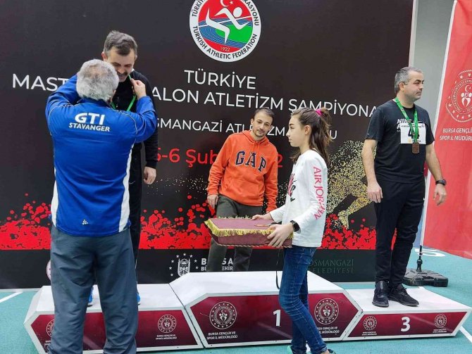 Aydınlı Atlet Madalyalara Doymuyor