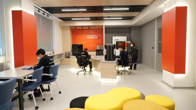 Bursa’da Katmanlı Üretim Eğitim Ve Deneyim Merkezi Faaliyete Geçti