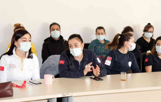 2021 Yılında 99 Bin 949 Hastaya Ambulans Görevlendirildi