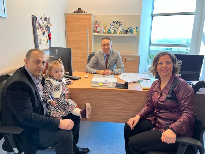 Yılların Özlemine ’Gözde’ Bebekle Kavuştular