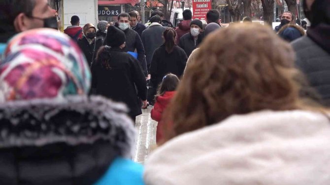 Kırıkkale’de Omicron Etkili Oldu: Günlük Vaka Sayısı 50’den 400’e Çıktı