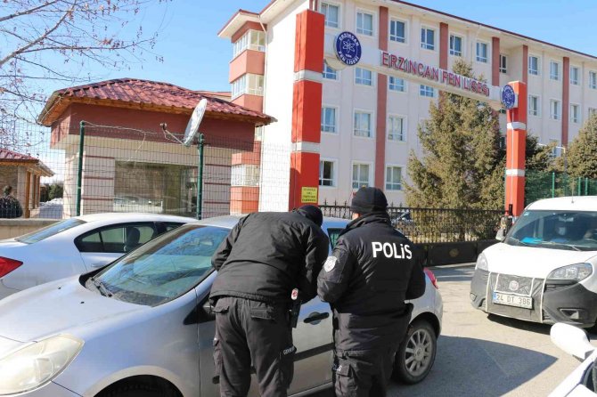 Erzincan Polisinden "Güvenli Eğitim Uygulaması”