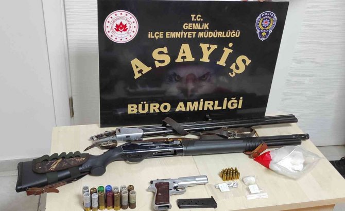 Bursa’da Hırsızlara Ve Zehir Tacirlerine Geçit Yok
