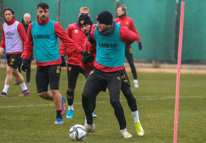 Göztepe, Beşiktaş’a Hazırlanıyor