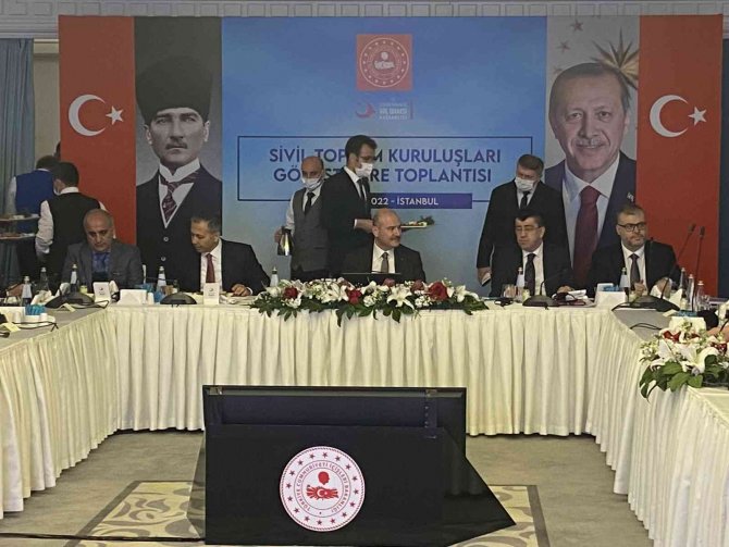 Bakan Soylu, Sarıyer’de Stk Temsilcileriyle Görüştü