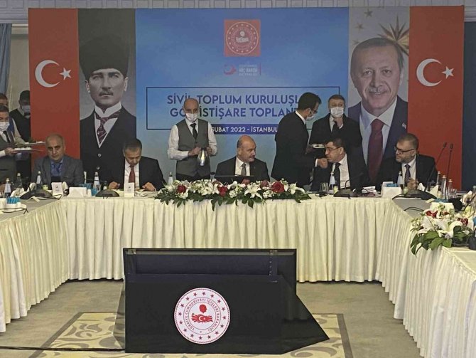 Bakan Soylu, Sarıyer’de Stk Temsilcileriyle Görüştü