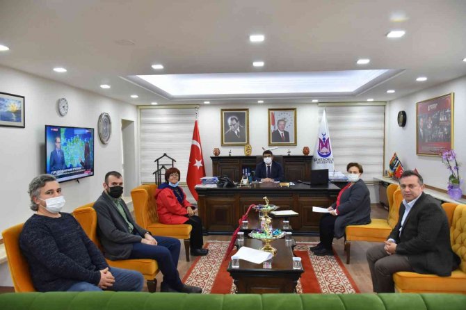 Başkan Çelik Yeni Projesi İçin Hakdem Yöneticilerinin Fikrini Aldı