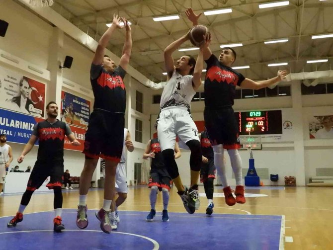 Dokuma Spor 5’te 5 Yaptı