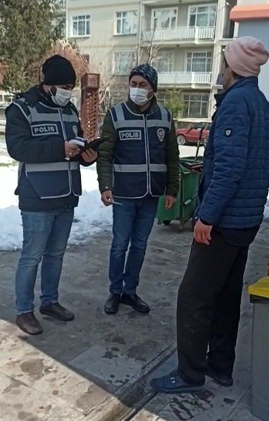 Konya Polisinden Çocuk Ve Gençlerin Korunmasına Yönelik Denetim