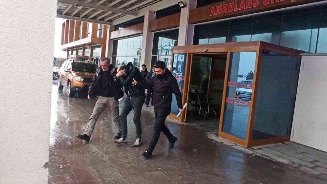 Şehirlerarası Otobüste Bulunan Yolcunun Üzerinden Eroin Çıktı