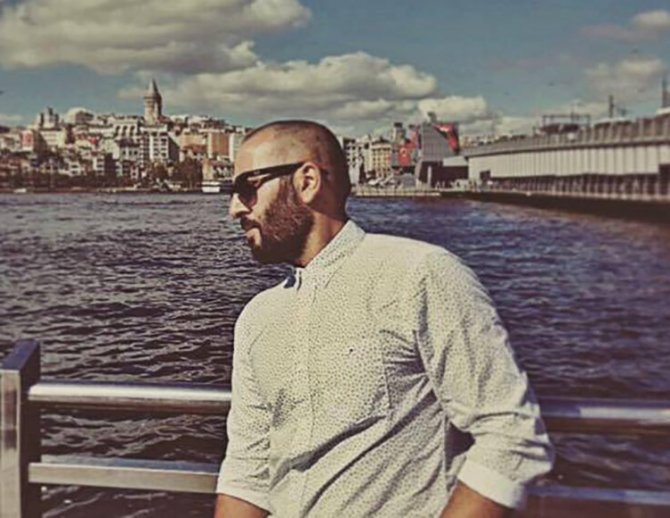 Küçükçekmece’de Sınıf Öğretmeni Evinde Ölü Bulundu