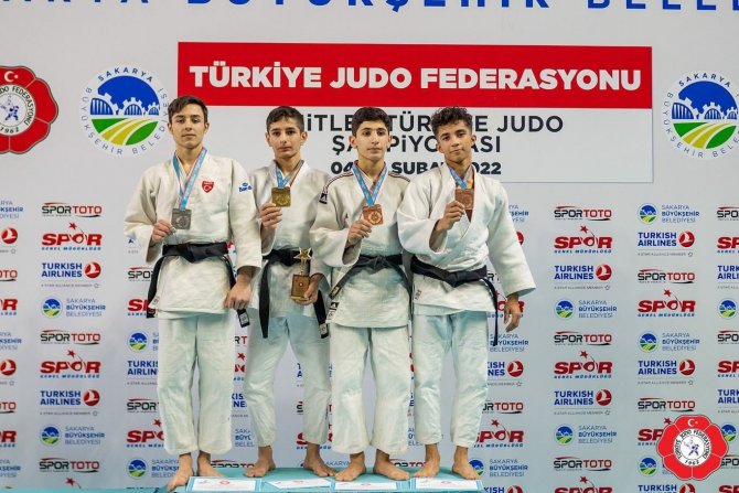 Manisalı Judocular Sakarya’da Madalyaları Topladı