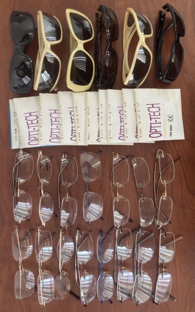 Mezun Oldukları Okulu Laboratuvarına Bağışta Bulundular