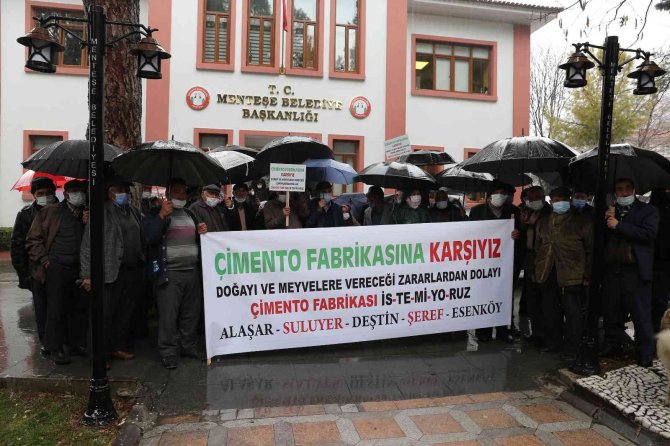 Yatağanlı Köylüler, Menteşe Belediyesi’nde Toplandı