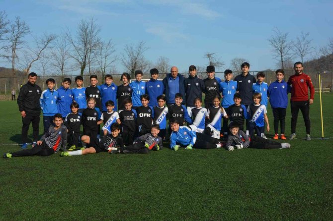 Ordulu Beden Eğitimi Öğretmeni, Açtığı Kulüpte Geleceğin Sporcularını Yetiştiriyor