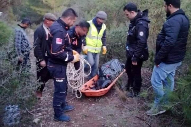 Osmaniye’de Kayalıklarda Erkek Cesedi Bulundu