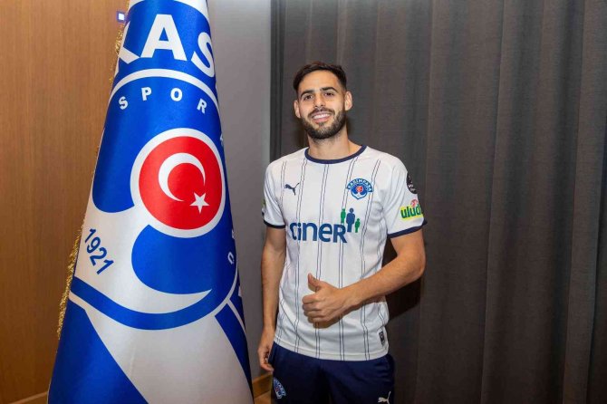 Rayane Aabid Kasımpaşa’ya İmza Attı