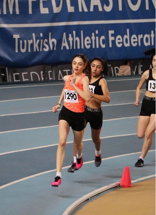 Sivaslı Atletler Şampiyonadan Başarıyla Döndü