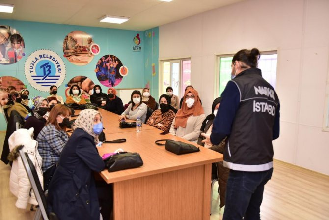 Tuzlalı Anneler, ‘En İ̇yi Narkotik Polisi Anne’ Eğitimlerine Başladı