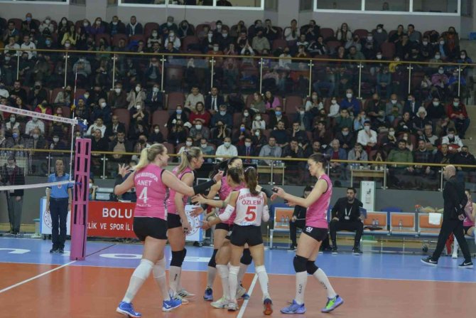 Sultanlar Ligi: Bolu Belediyespor: 1 - Vakıfbank: 3