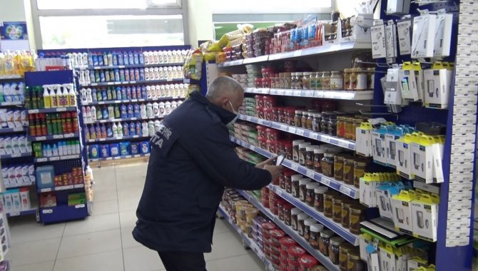 Zabıta Ekiplerinden Etiket Denetimi