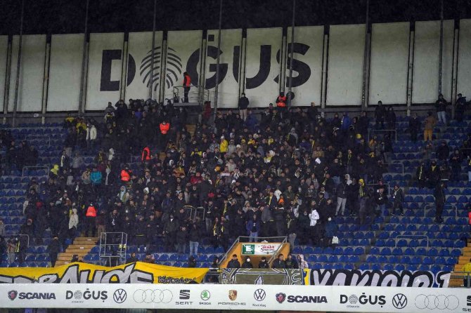Ziraat Türkiye Kupası: Fenerbahçe: 0 - Kayserispor: 0 (İ̇lk Yarı)