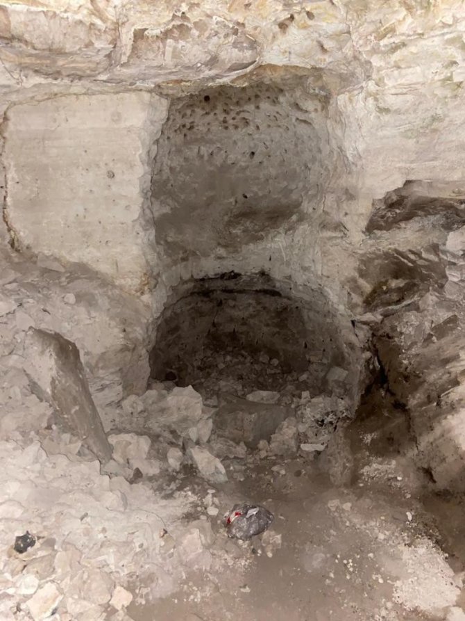 Kaçmaya Çalışan Define Avcılarını Jandarma Yakaladı