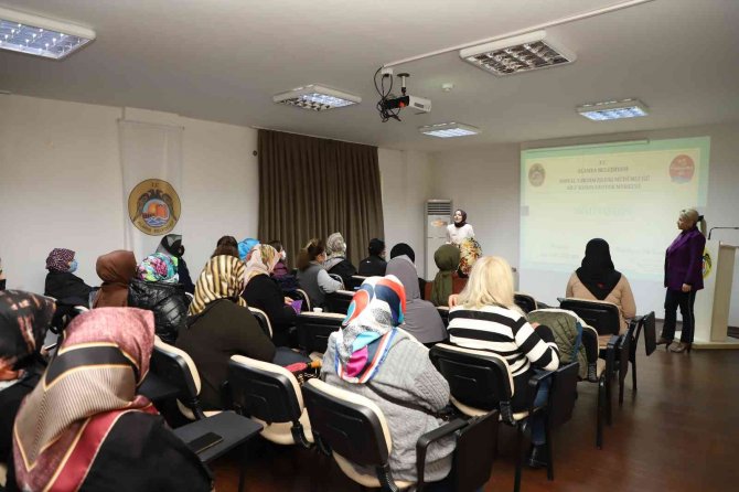 Alanya’da Aile Sohbetleri Ve Sağlıklı Beslenme Semineri