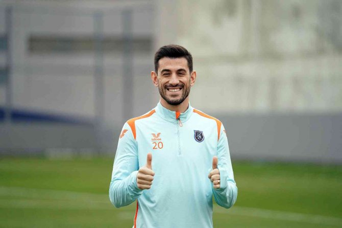 Başakşehir’in Yeni Transferleri Pizzi Ve Trezeguet Açıklamalarda Bulundu
