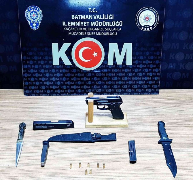 Batman’da Silah Ve Mühimmat Ele Geçirildi