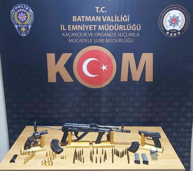 Batman’da Silah Ve Mühimmat Ele Geçirildi