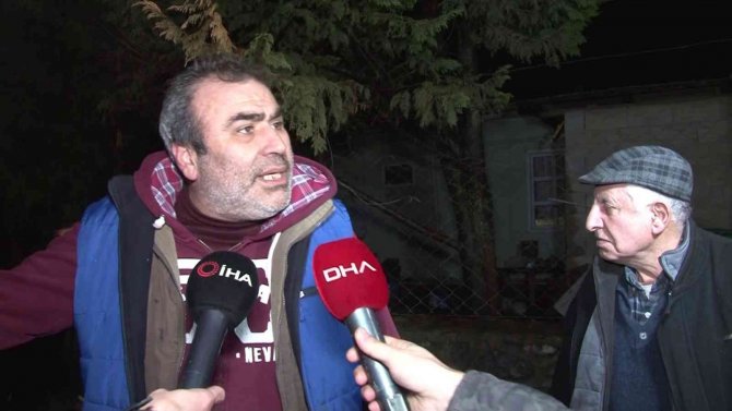Beykoz’da Dere Taştı, Yol Sular Altında Kaldı...mahsur Kalan 3 Kişi Böyle Kurtarıldı