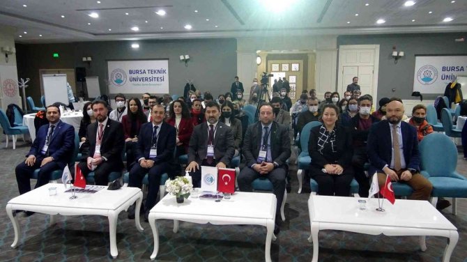 Btü’den İ̇ngilizce Çalıştayı