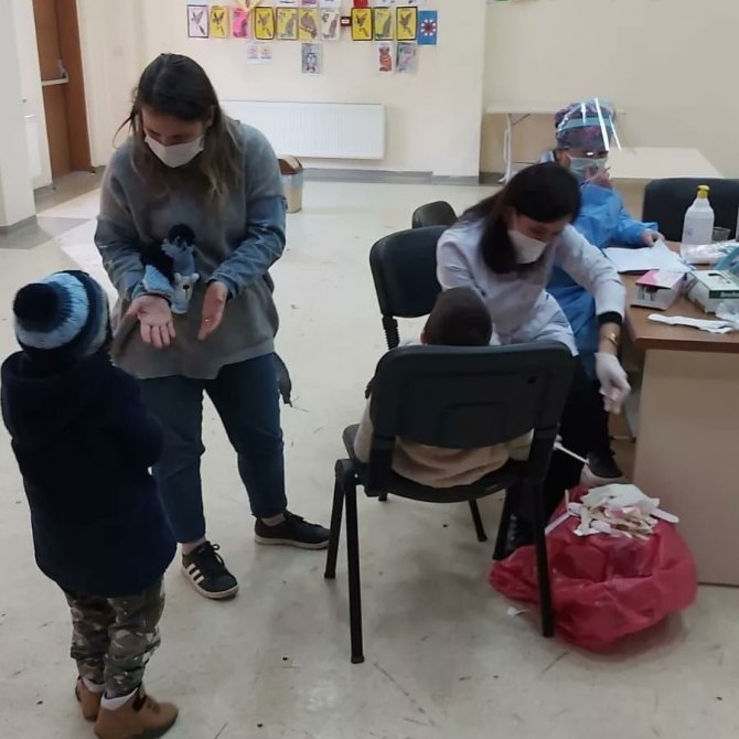 Sevgi Evlerindeki Çocuklara Diş Taraması Yapıldı