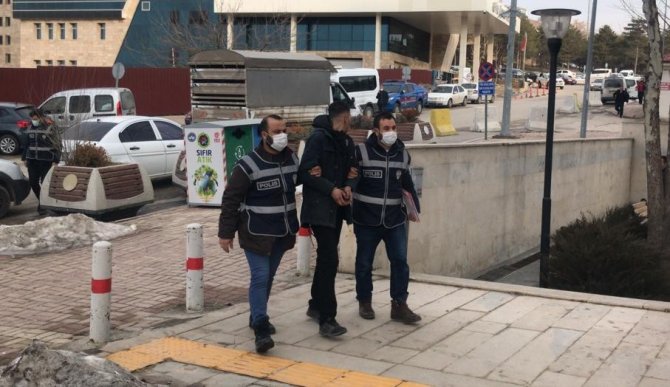 12 Suç Kaydı Olan Şüpheli, Televizyon Çalınca Yakayı Ele Verdi