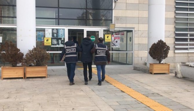 12 Suç Kaydı Olan Şüpheli, Televizyon Çalınca Yakayı Ele Verdi