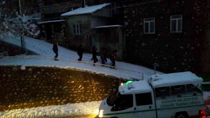 Isparta’da 75 Yaşındaki Adam Evinde Ölü Bulundu