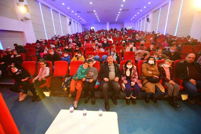 “Haylaz İle İ̇biş”i Çocuklar Çok Sevdi