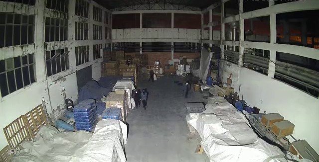 Kızılay Lojistik Merkezi’nden Hırsızlık Yapan 3 Kişi Tutuklandı